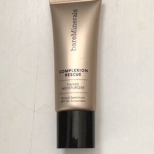 bareMinerals
COMPLEXION RESCUE Tinted Moisturizer Mineral SPF 30 Sunscreen